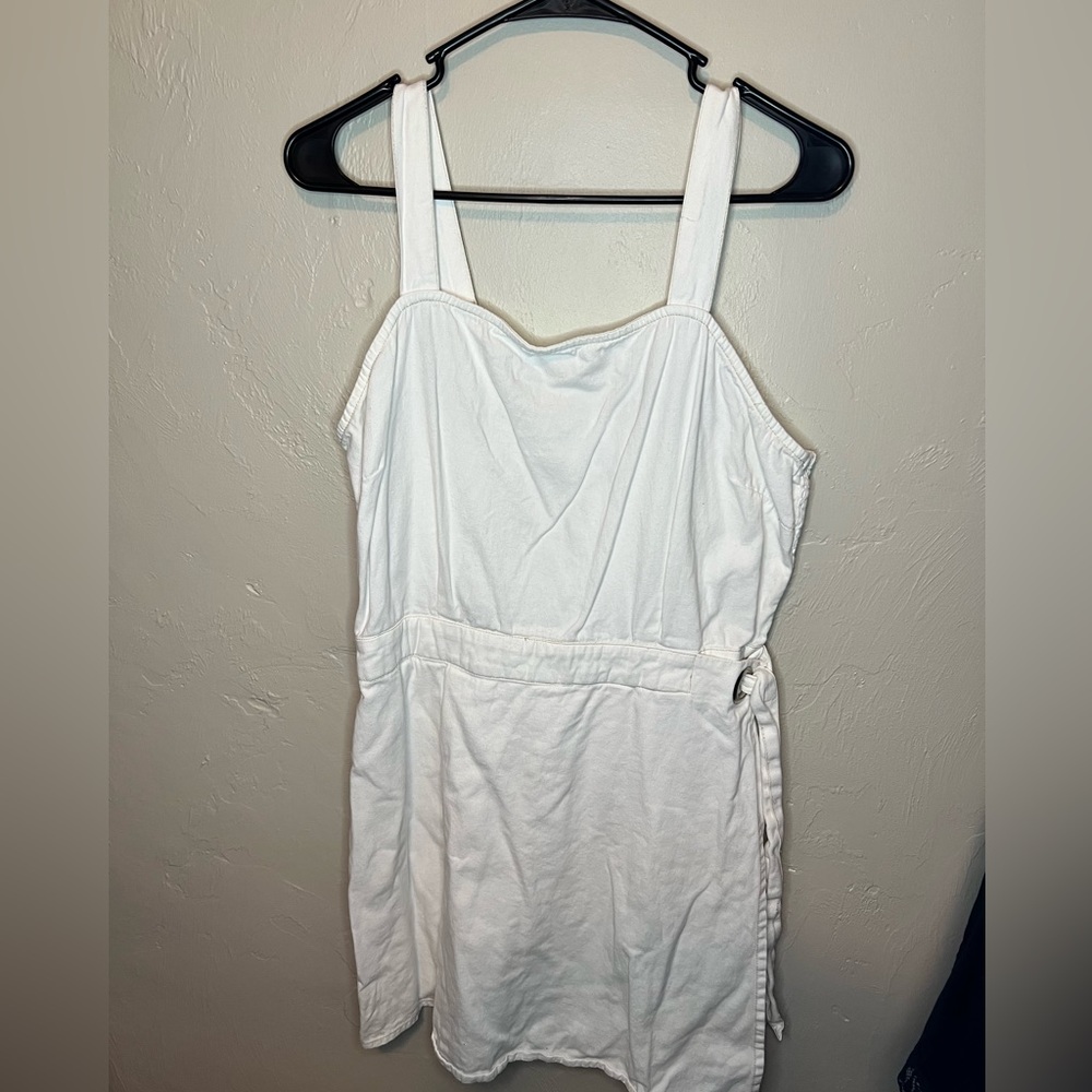 White romper size xl